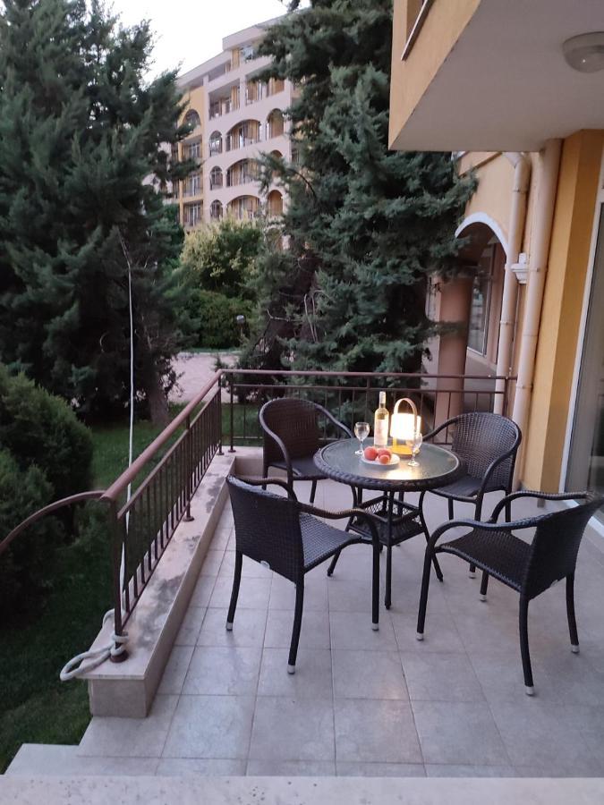Midia Grand Resort, Terrassen Paradies Apartment Aheloy ภายนอก รูปภาพ