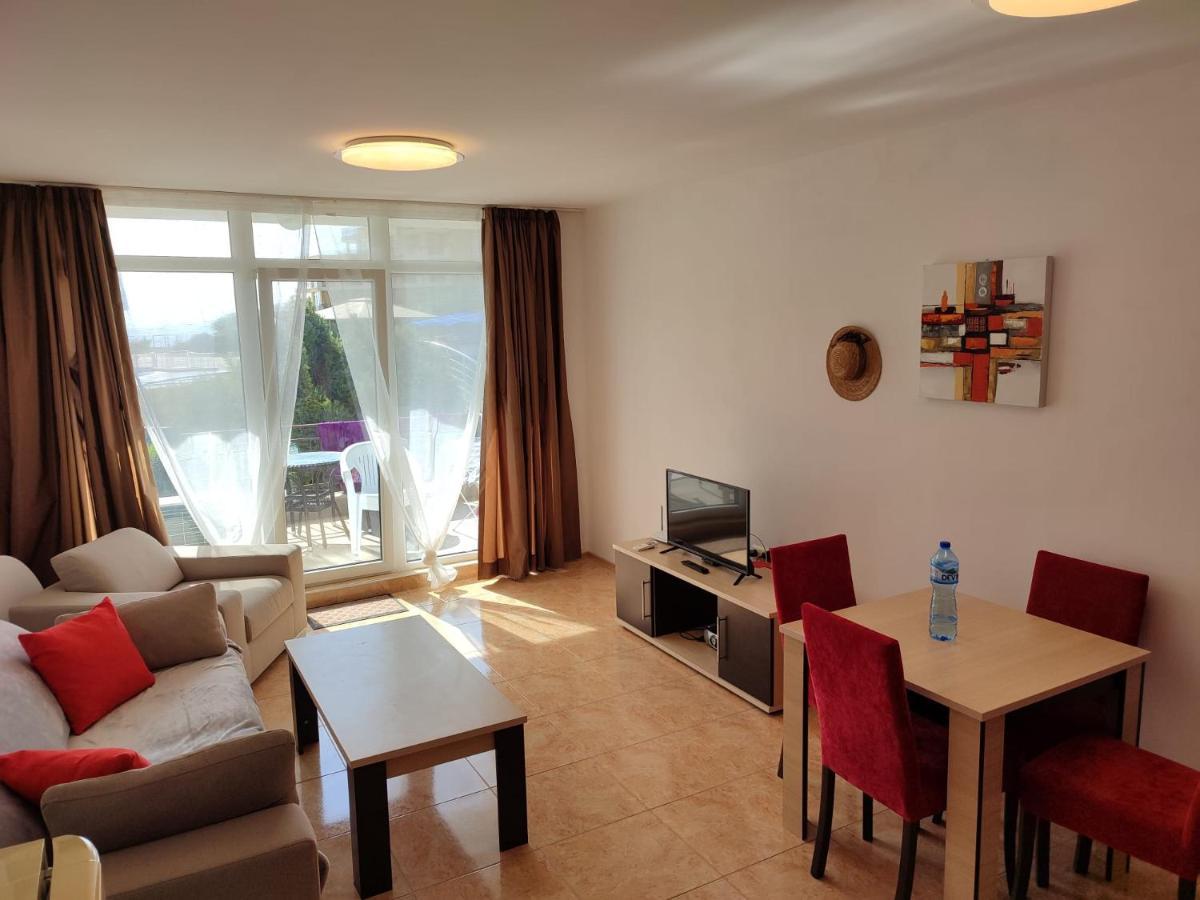 Midia Grand Resort, Terrassen Paradies Apartment Aheloy ภายนอก รูปภาพ