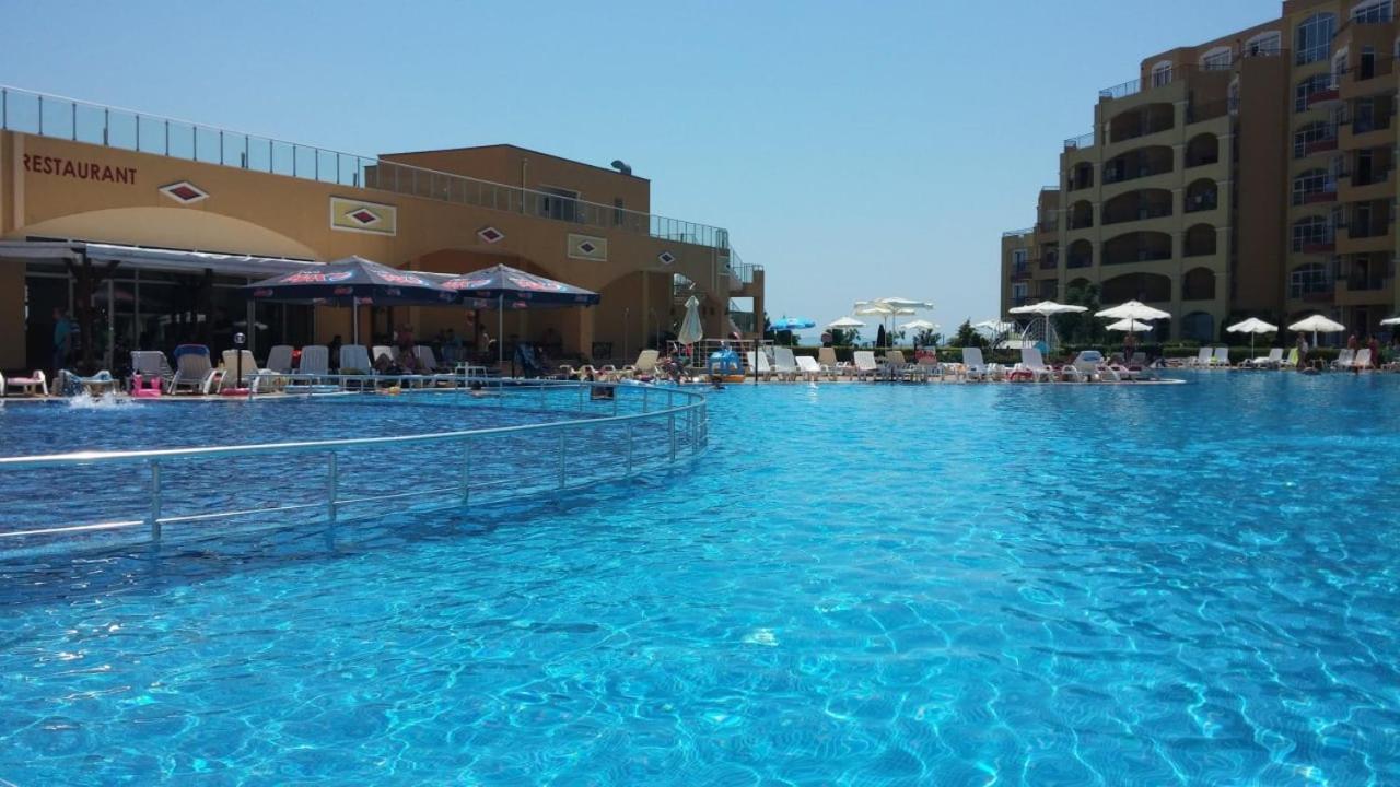 Midia Grand Resort, Terrassen Paradies Apartment Aheloy ภายนอก รูปภาพ